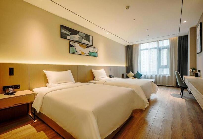 Starway Hotel Sanyuan Bus Station