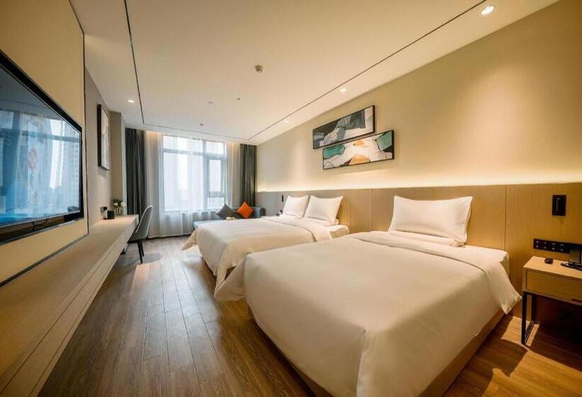 Starway Hotel Sanyuan Bus Station