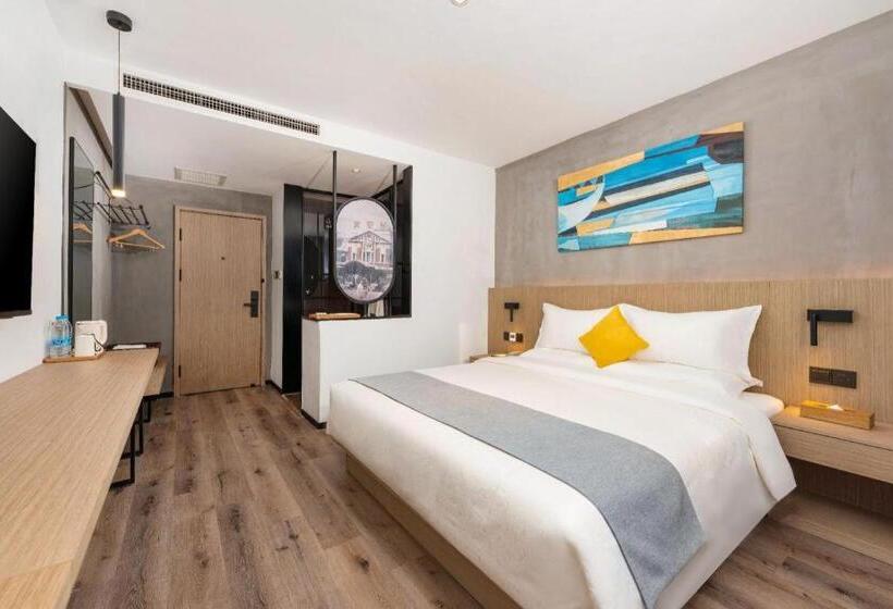 Starway Hotel Shenyang Tiexi Dream Factory