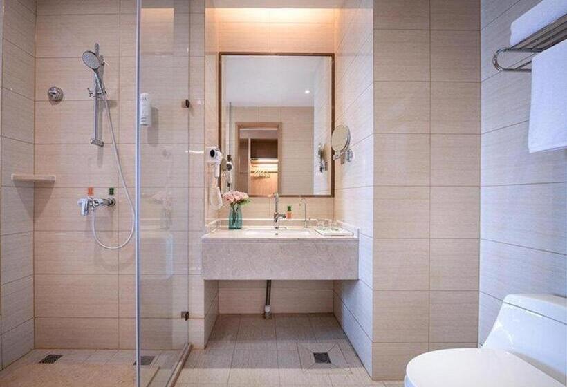 Vienna Hotel Jinan Railway Station