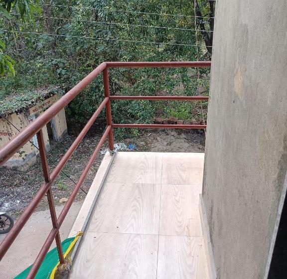 Bed and Breakfast Manthan Homestay