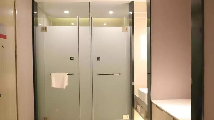 Echarm Hotel Yangzhou Jiangdu Jinyin Plaza