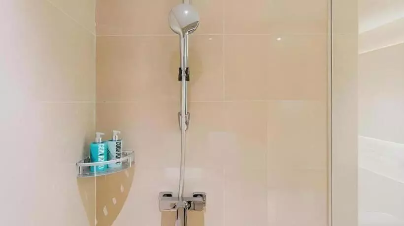 Hotelli City Comfort Inn Dongguan Bus East Station