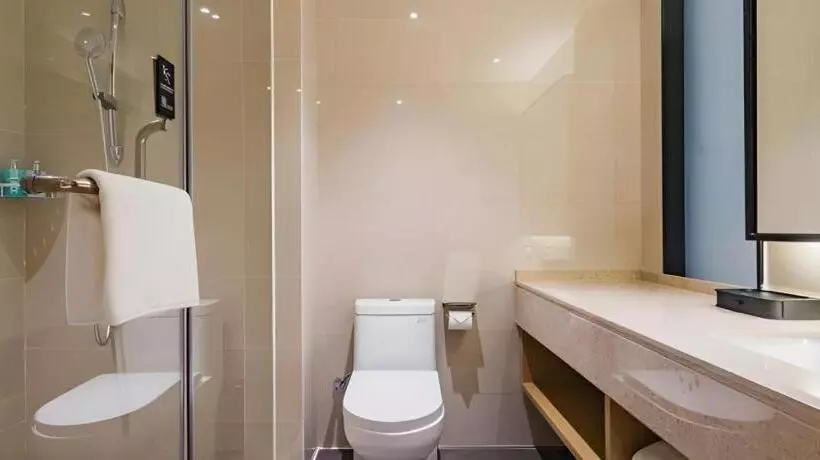 Hotelli City Comfort Inn Dongguan Bus East Station