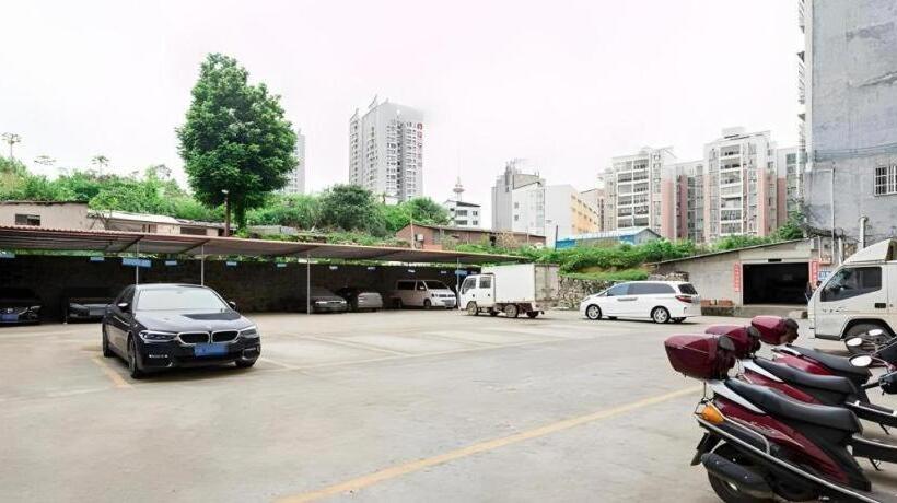 ホテル City Comfort Inn Heyuan Wanlong City Railway Station