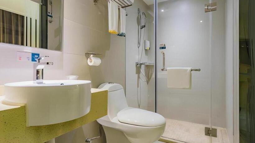 ホテル City Comfort Inn Heyuan Wanlong City Railway Station