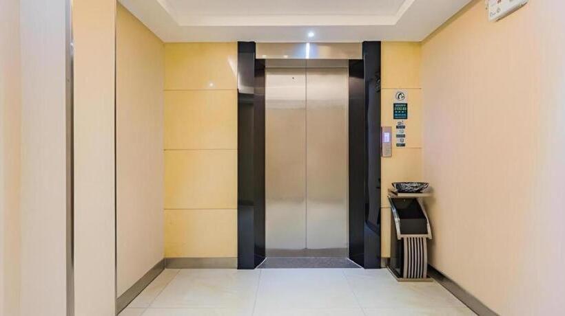 ホテル City Comfort Inn Heyuan Wanlong City Railway Station