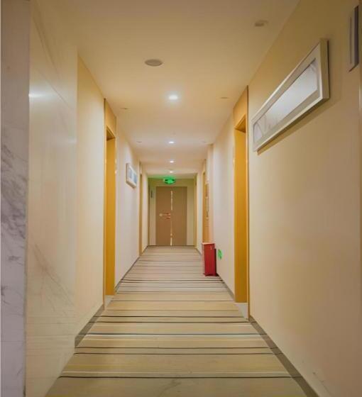 בית מלון כפרי City Comfort Inn Nanchang Bayi Square Metro Station Wushang