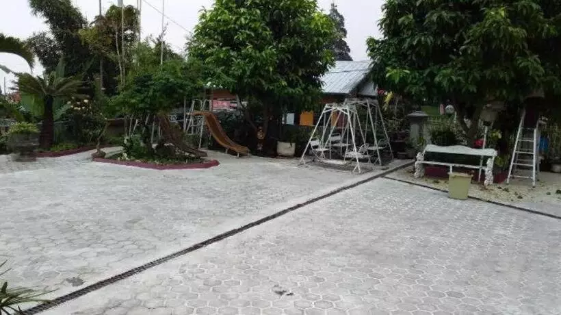 Hotelli Komajaya Komaratih