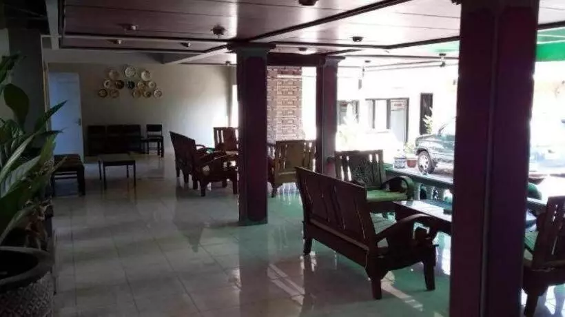 Hotelli Komajaya Komaratih