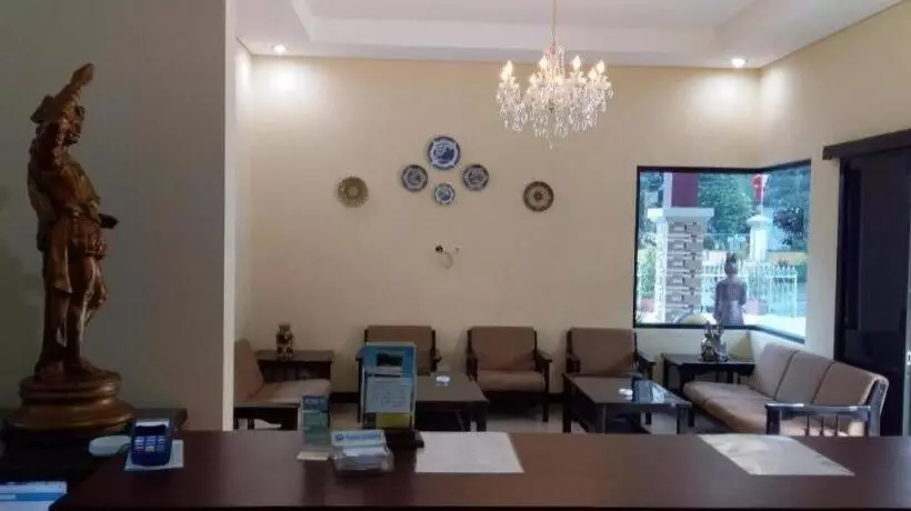 Hotelli Komajaya Komaratih