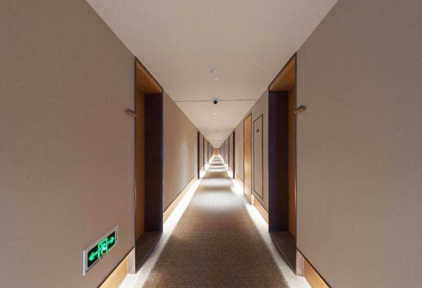 Ji Hotel Datong Wanda Plaza