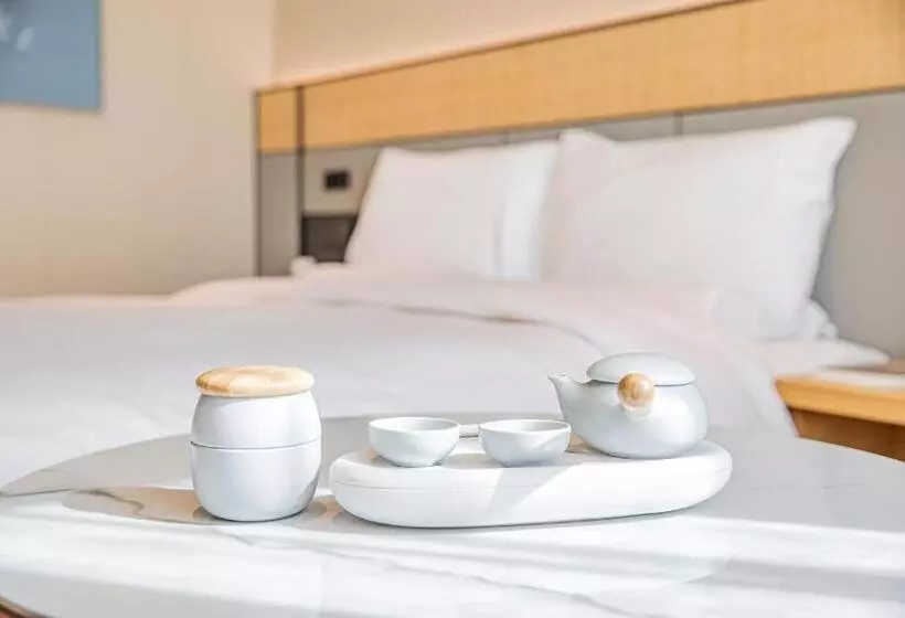 Ji Hotel Shanghai Nanxiang Guyi Garden