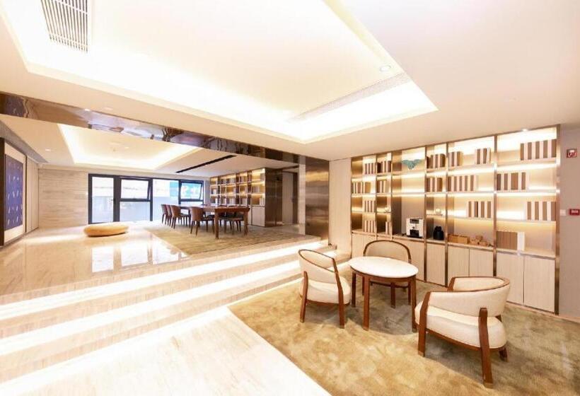 Ji Hotel Xi An Longshouyuan Metro Station