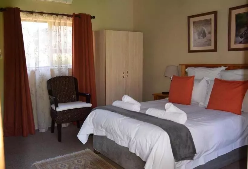 Majatalo Setlhare Guest Lodge