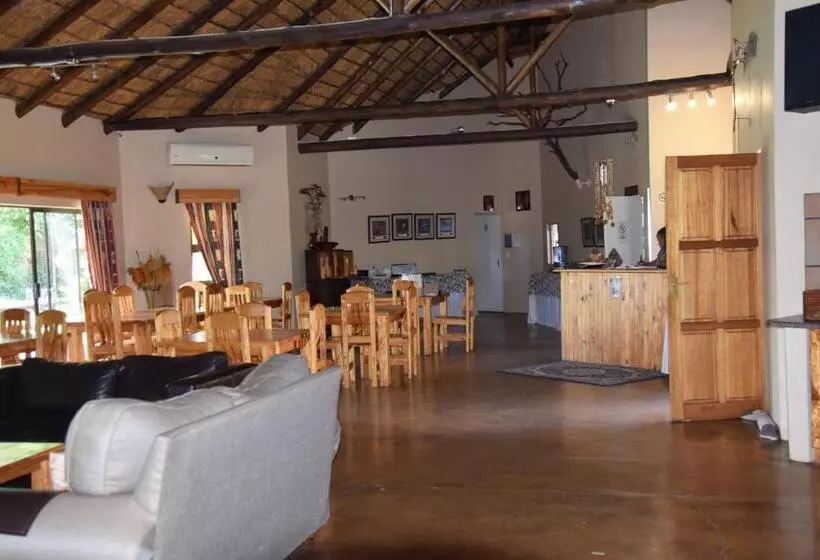Majatalo Setlhare Guest Lodge