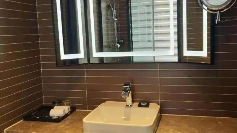 Xana Hotelle Nanchang Aixihu East Subway Station