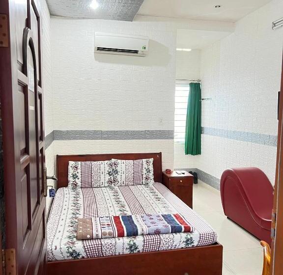 تختخواب و صبحانه Gia Tú