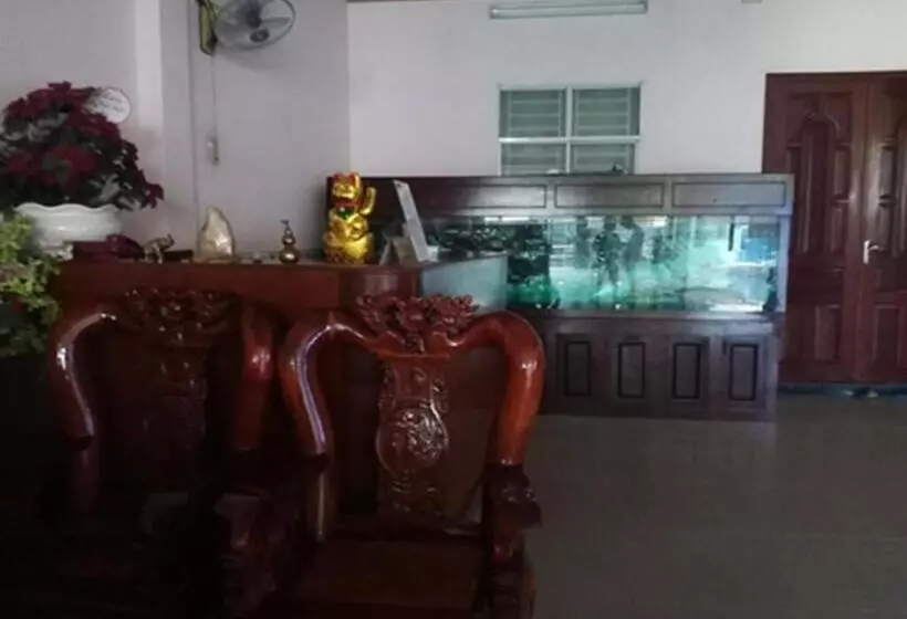 تختخواب و صبحانه Gia Tú