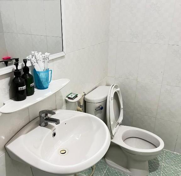 تختخواب و صبحانه Gia Tú