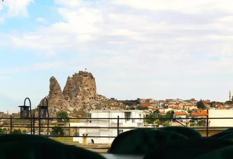 ベッドアンドブレックファースト İncebey Konak Cappadocia House