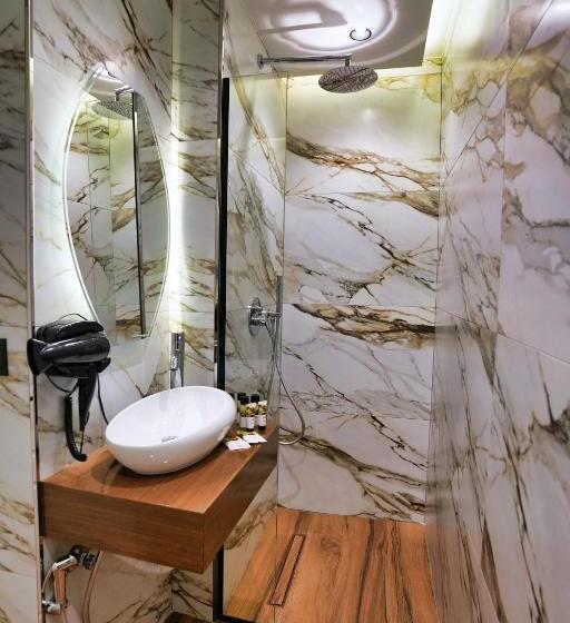 Boutique Hotel Empire Of Martin