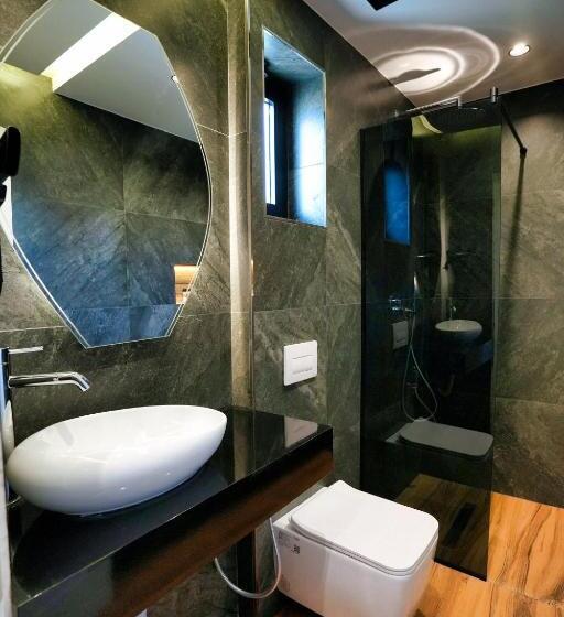 Boutique Hotel Empire Of Martin