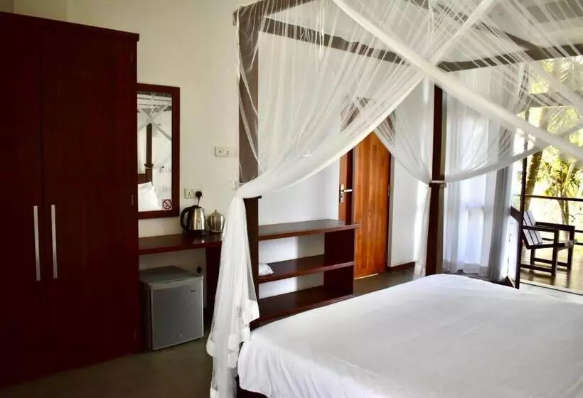 Hotelli Atteriya Hilltop