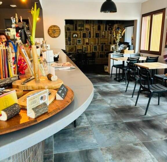 ホテル Au Relais Gascon