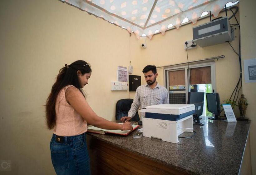 酒店 Unity Holiday Resort   Statue Of Unity