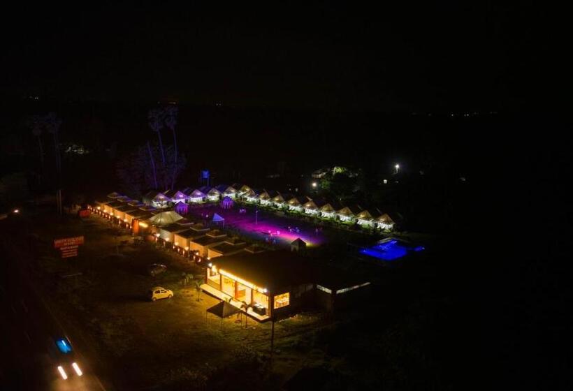 酒店 Unity Holiday Resort   Statue Of Unity