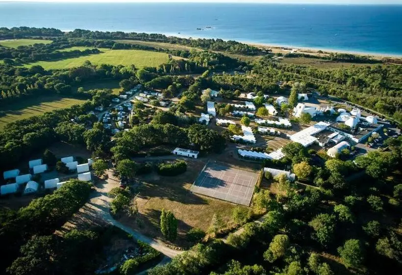 هتل Villages Clubs Du Soleil Beg Meil