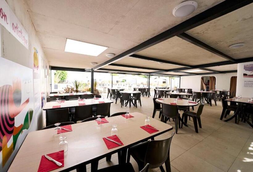 هتل Villages Clubs Du Soleil   Beg Meil