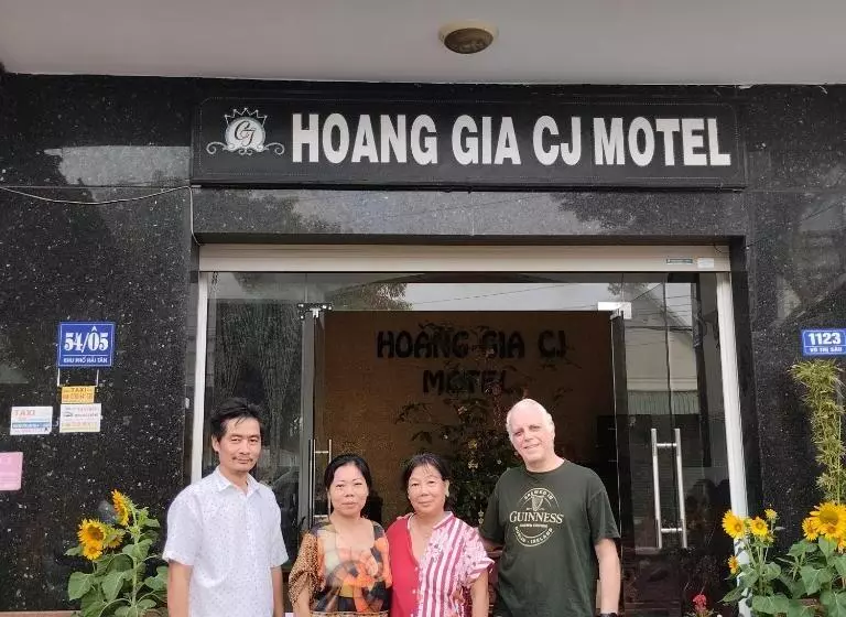 مُتل Hoàng Gia Cj