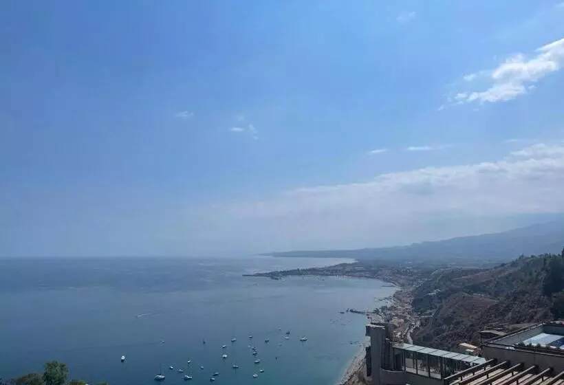 ペンション B&b Rosso Taormina