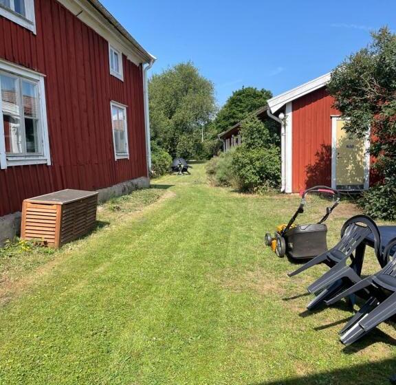 Vandrarhemmet ölands Skogsby