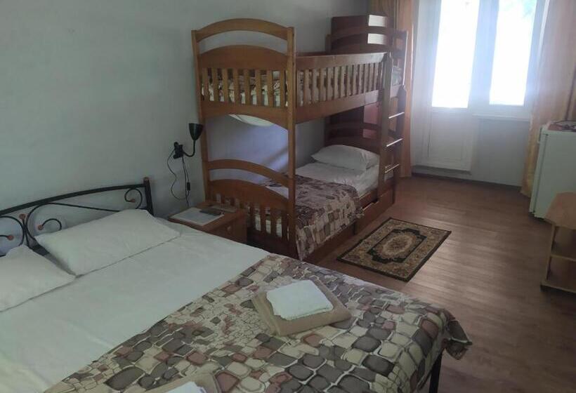 호텔 база відпочінку мегапарус