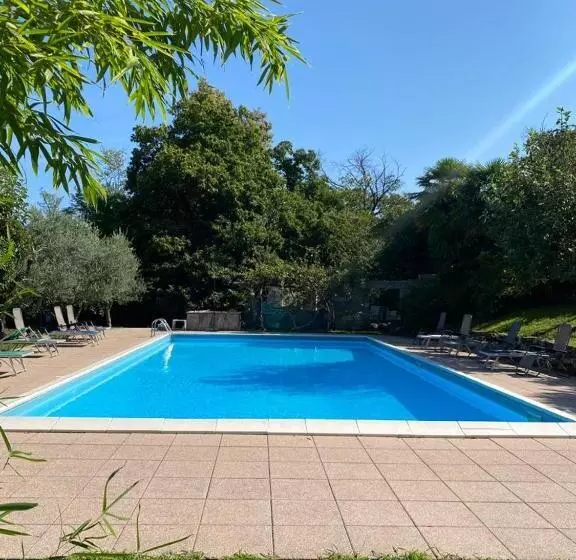 ホテル Agriturismo Tschang Wilma