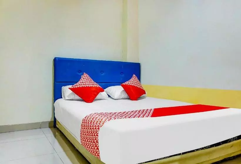 ホテル Oyo 91182 Kos Ta Homestay Makassar