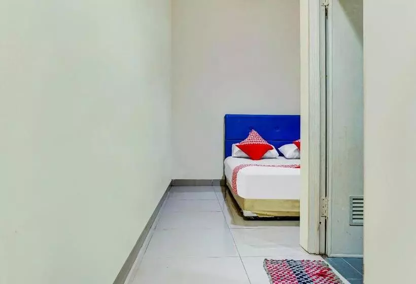 ホテル Oyo 91182 Kos Ta Homestay Makassar