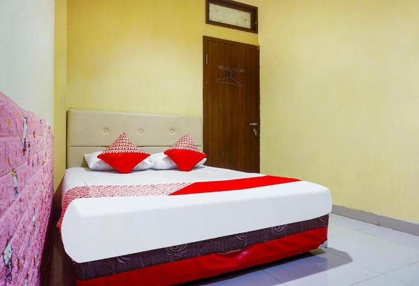 Hôtel Oyo 91182 Kos Ta Homestay Makassar