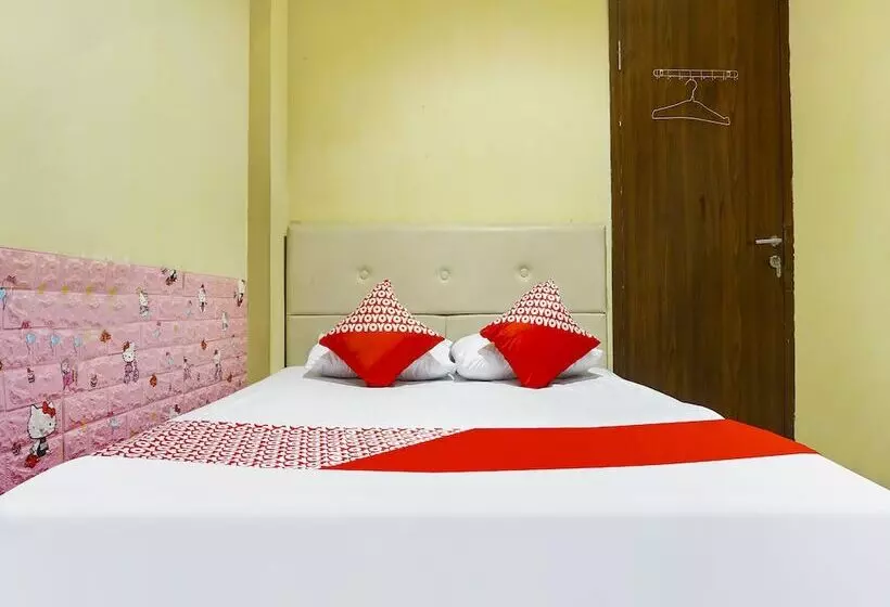 ホテル Oyo 91182 Kos Ta Homestay Makassar