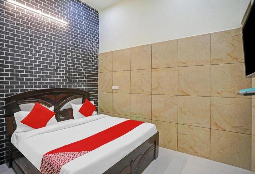 Отель O Day Night Residency