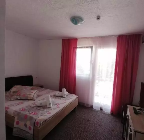 پانسیون Casa Daria