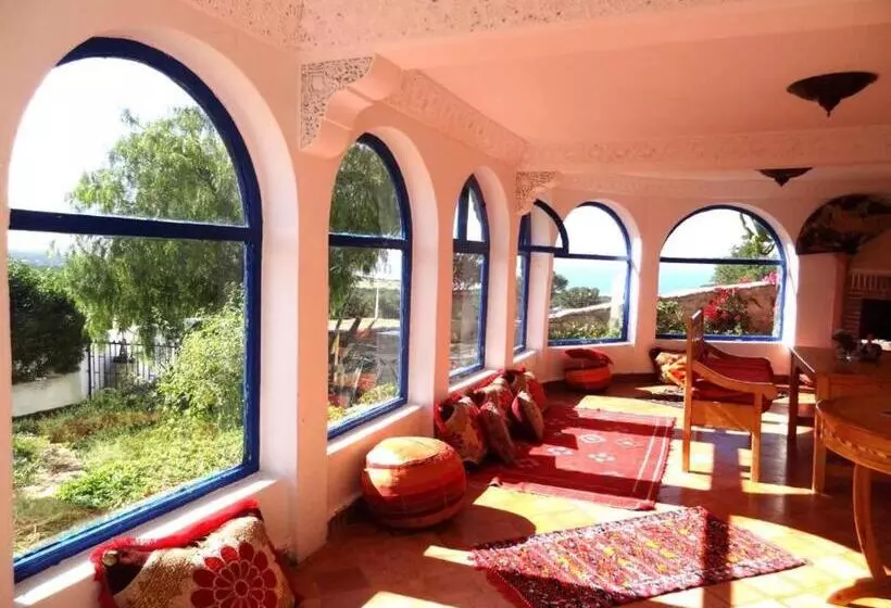 Majatalo Room In Guest Room   Room In Villa Lair De La Mer