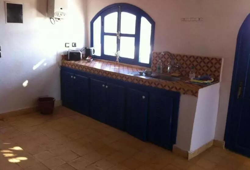 Majatalo Room In Guest Room   Room In Villa Lair De La Mer