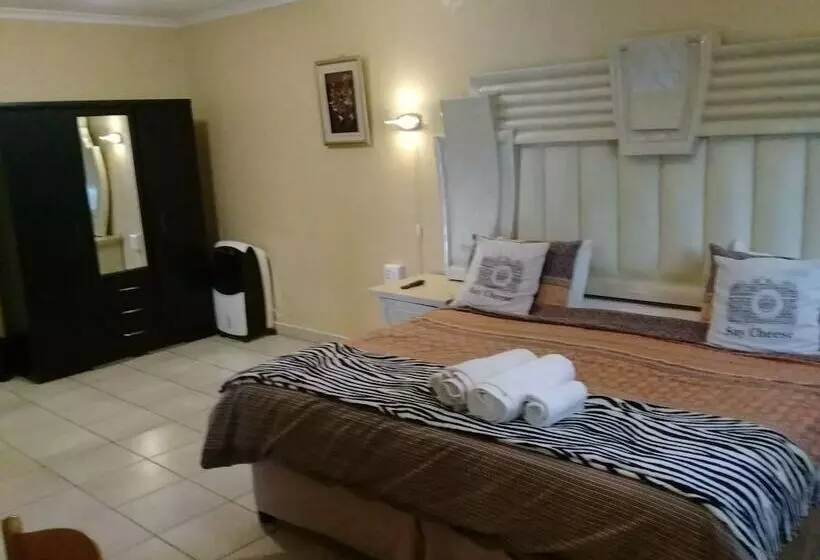 تختخواب و صبحانه Doeny Lodge