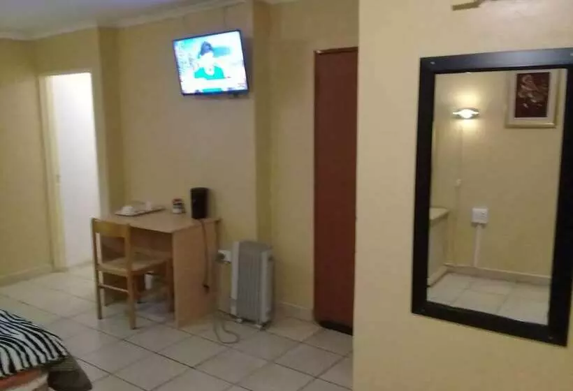 تختخواب و صبحانه Doeny Lodge
