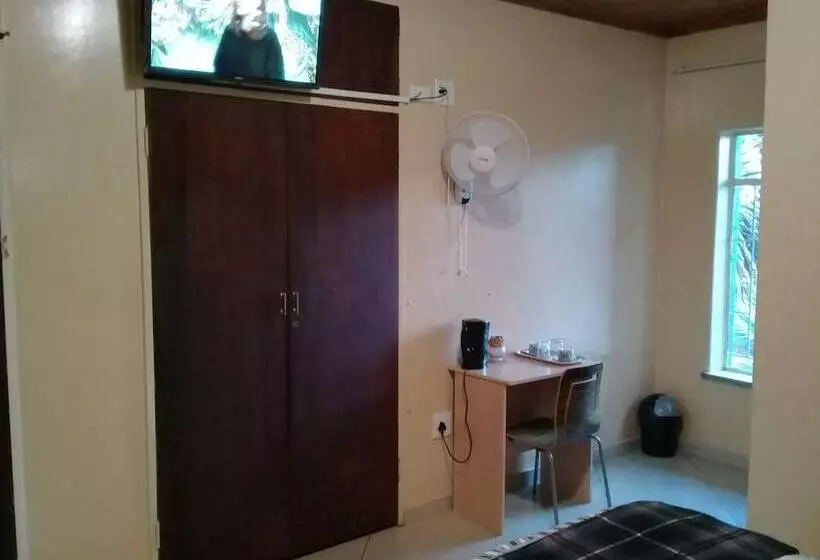 تختخواب و صبحانه Doeny Lodge