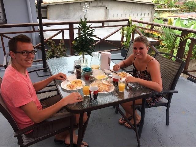 تختخواب و صبحانه Svilla